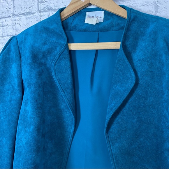 *Vintage 2 piece skirt suit - Picture 10 of 16